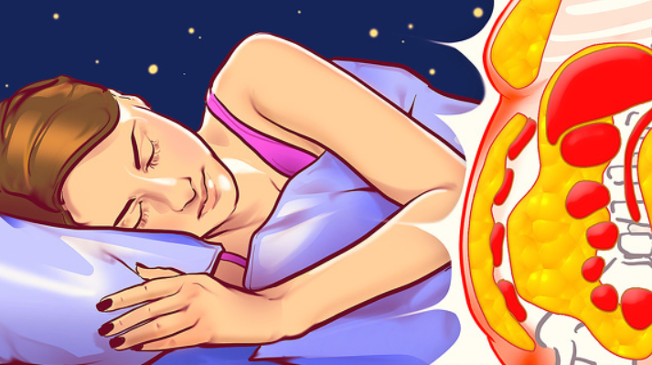 7 банальных ошибок перед сном, из-за которых растёт лишний вес